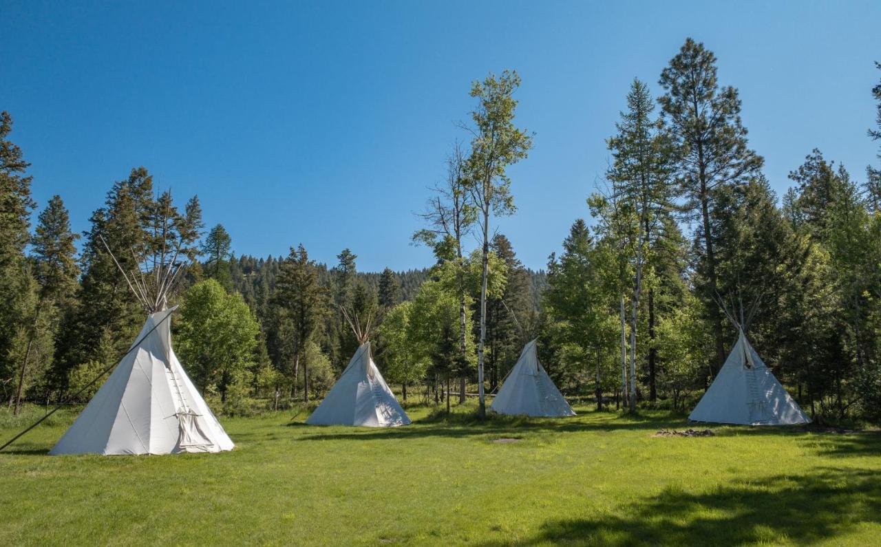 Lonesome Dove Ranch Bed & Breakfast Kalispell Bagian luar foto