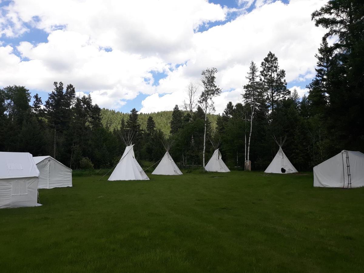 Lonesome Dove Ranch Bed & Breakfast Kalispell Bagian luar foto