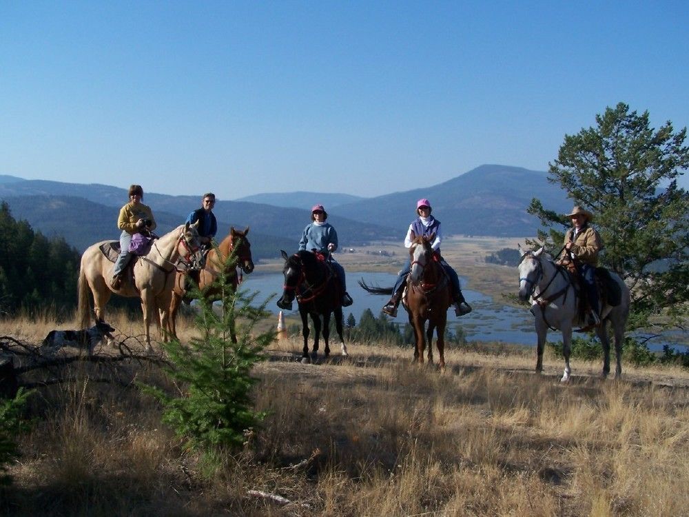 Lonesome Dove Ranch Bed & Breakfast Kalispell Bagian luar foto